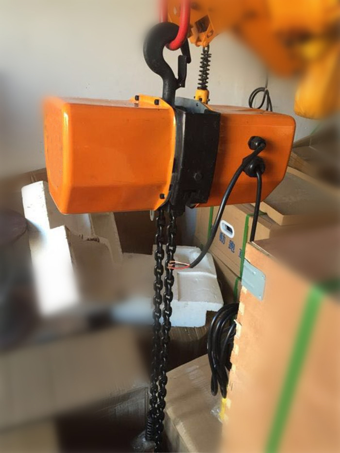 CPT Electric Chain Hoists1-9.jpg