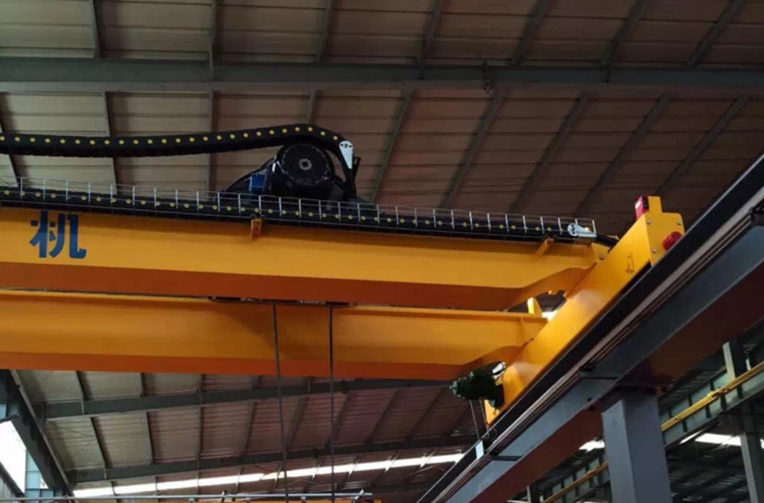 China Supplier of Double girder overhead cranes9-6.jpg