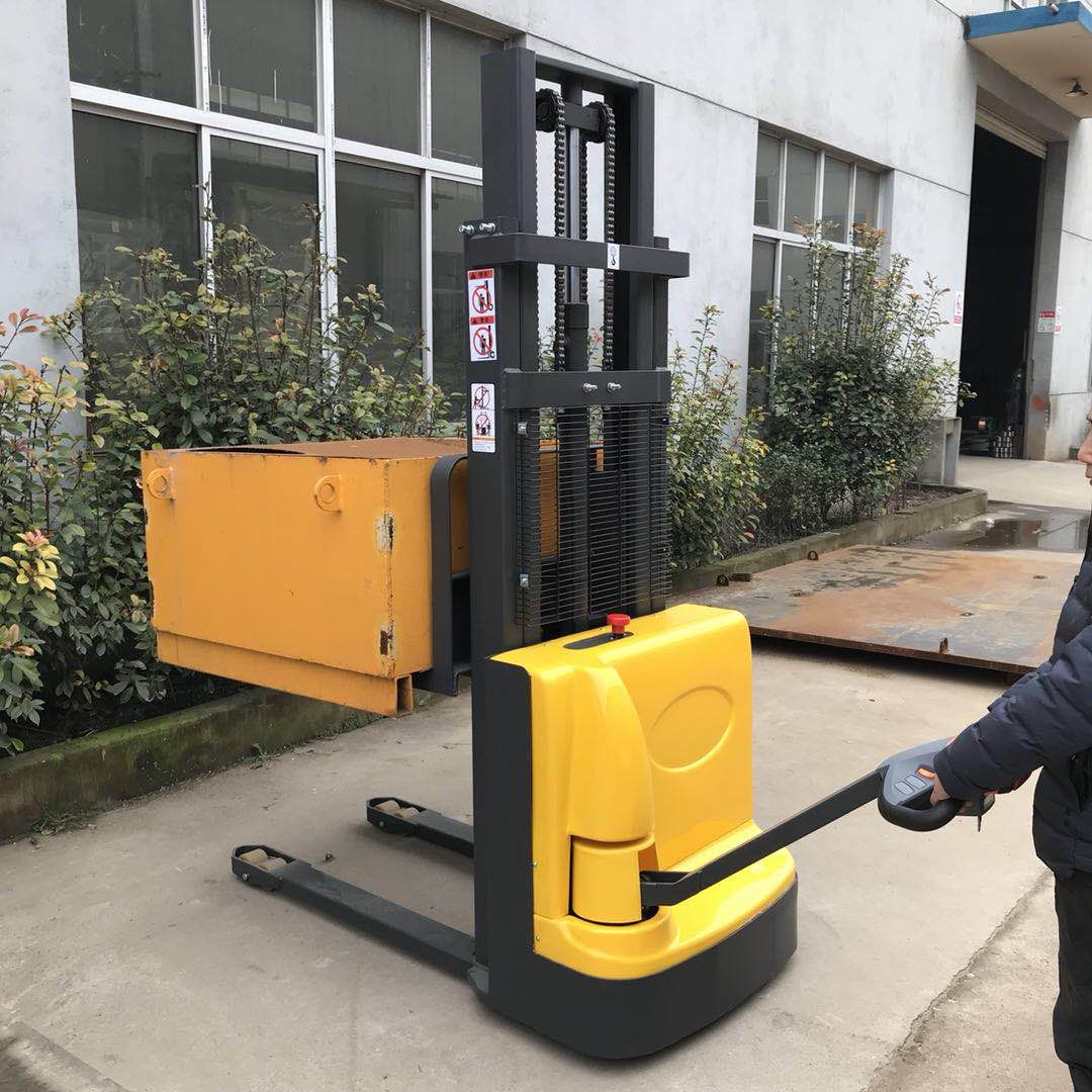 Electric Pallet Stacker customized to Yale type1.jpg