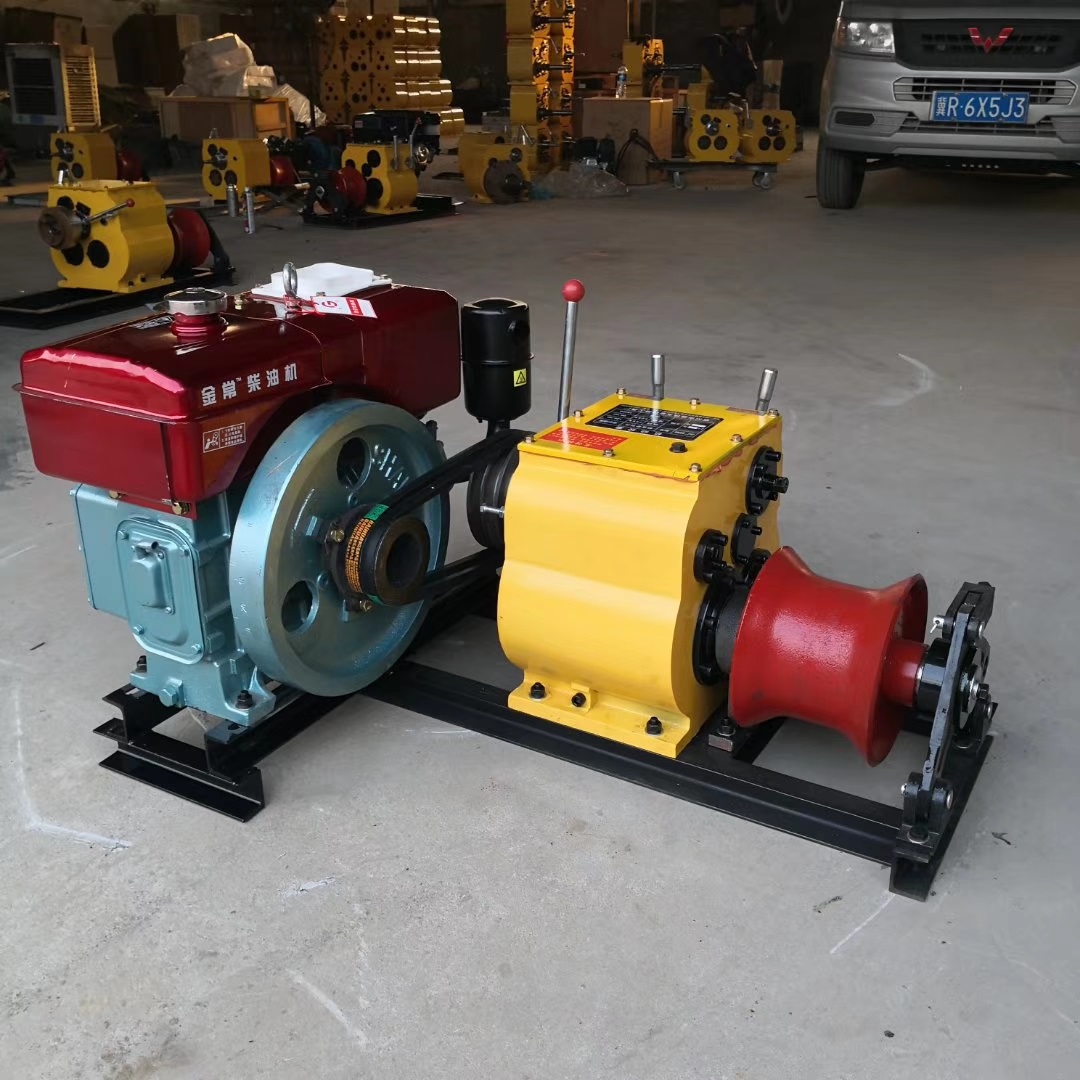 Winches powered by gasoline engine2.jpg