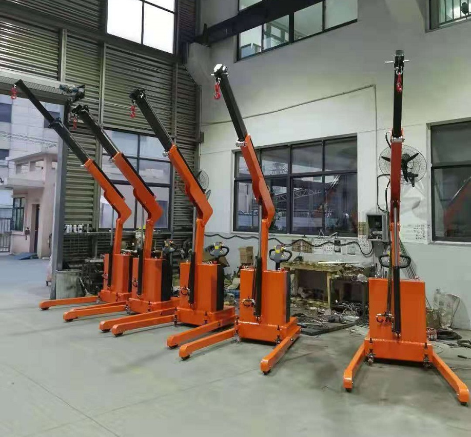 Site photos of 1t Fully Electric Floor Crane (Foldable Shop Crane)3.jpg