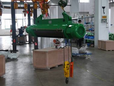 CD1 Electric Wire Rope Hoist 2 ton and hoisting height 58 meter.jpg
