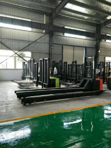 Inquiry about Hand Pallet Stacker 3 ton with loading arms be increased to 1.5 meters from Quayaquil, Ecuador