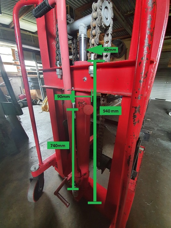 physical measurements for ram of 2ton manual hand pallet stacker-1.jpg